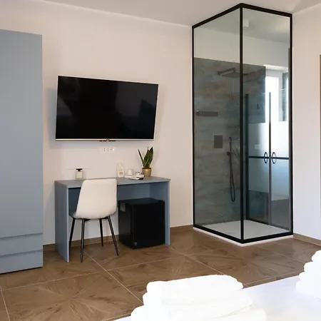 Bed and Breakfast - L'amante E Il Marinaio Φιουμιτσίνο