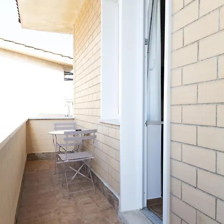 - L'amante E Il Marinaio Bed and Breakfast Φιουμιτσίνο